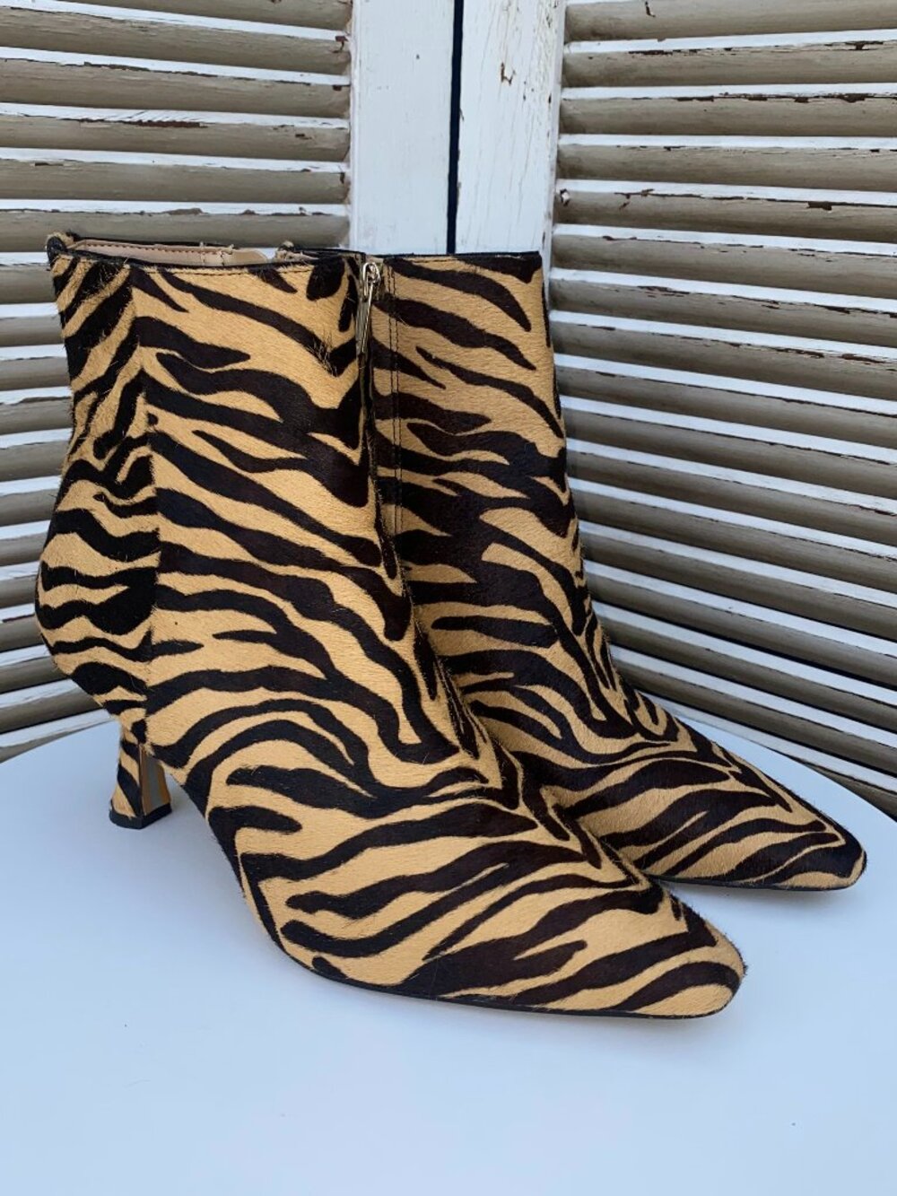 Sam Edelman Size 8 Tiger Print Cow Hair Booties
